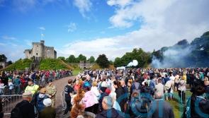 Hundreds turn out at Cardiff Castle to mourn the Queen