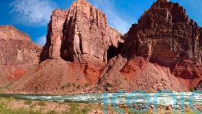 One dead after boat overturns at Grand Canyon National Park