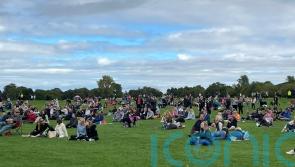Hundreds gather in Holyrood Park to pay final respects to the Queen