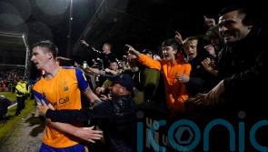 Mansfield leave it late to snatch win over Crewe