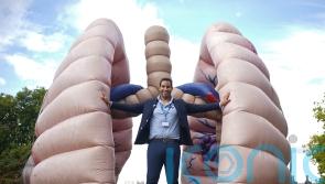 TV doctor helps launch ‘giant lung roadshow’ targeting cancer hotspots