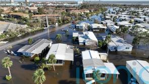 Hurricane Ian heads for Carolinas after pounding Florida