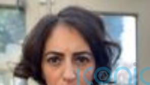 Stop trading with Iran says Anoosheh Ashoori’s daughter, as she cuts hair on TV