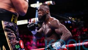 Deontay Wilder returns with first-round knockout against Robert Helenius