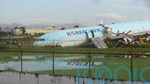 Philippines airport partially reopens despite stuck plane