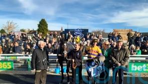 Gelino Bello made to battle on chasing bow
