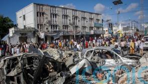 Somalia car bombs death toll climbs to 120 with some still missing