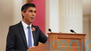 Rishi Sunak to use Cop27 to raise migrant crisis with French President