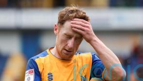 Mansfield wait on Stephen Quinn and Stephen McLaughlin for Bradford game