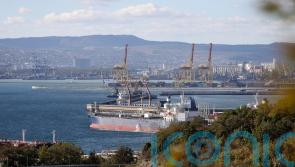 Russia rejects 60 dollar-per-barrel cap on its oil and warns of cut-offs