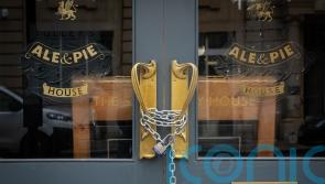 Almost 400 pubs close in England and Wales in 2022