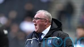 Stevenage manager Steve Evans plays down half-time fracas