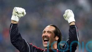 On this day in 2004: David Seaman retires from football