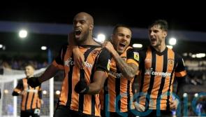 Oscar Estupinan leaves it late to pinch a point for Hull against Huddersfield