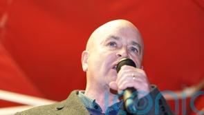 Mick Lynch urges Keir Starmer not to be ‘vanilla politician’ and to back workers
