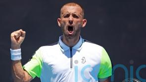 Dan Evans overcomes three-hour heat delay to wrap up win over Facundo Bagnis