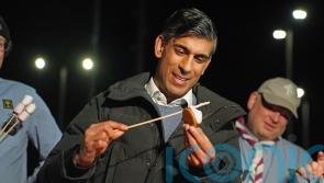 Sunak dismisses food tsar&rsquo;s warning against bringing cake into the office