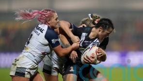Leeds sign England international Amy Hardcastle from St Helens