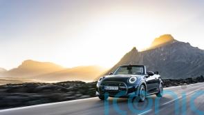 Mini&rsquo;s first electric Convertible arrives as limited-run special edition