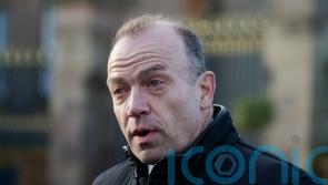 Government considering appointment to help paramilitary groups transition