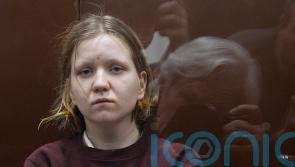 Suspect in cafe attack that killed Russian blogger faces court