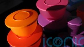Troubled Tupperware seeks financing to stay afloat