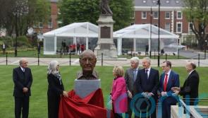 New bust of peace process mediator George Mitchell unveiled in Belfast