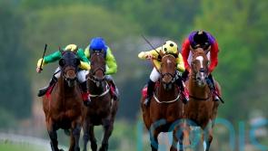Slipofthepen loses unbeaten record at Sandown