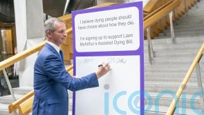 Ethics experts back assisted dying proposals