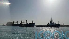 Ship runs aground in Suez Canal