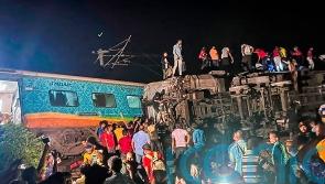 More than 280 killed and 900 hurt after two trains derail in India