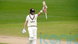 Jamie Smith’s century helps leaders Surrey’s bid to complete a record run chase