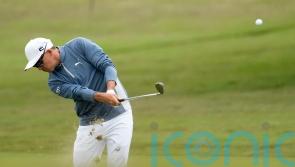 Rickie Fowler makes fast start at US Open with early move to top leaderboard
