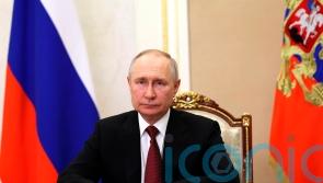 Vladimir Putin thanks Russia for &lsquo;unity&rsquo; after aborted rebellion