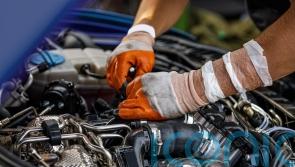 Almost a quarter of drivers delaying car service or doing it themselves – survey