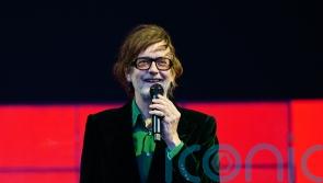 Pulp pays tribute to late bassist Steve Mackey at Finsbury Park