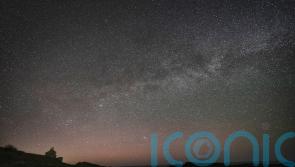 Researchers observe ancient stars in the heart of the Milky Way