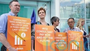 Many consultants ‘leaving UK for better pay and conditions abroad’