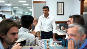 Sunak celebrates Tories’ Uxbridge win in greasy spoon cafe
