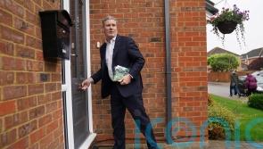 Starmer posts leaflets in Bedfordshire to maintain by-election momentum