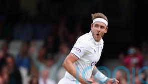Stuart Broad lifts England as Australia’s patient approach stutters at Kia Oval