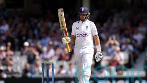 Joe Root leads England charge with fifty as lead over Australia passes 250