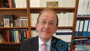 Senior judge praises expert witness criticised on social media