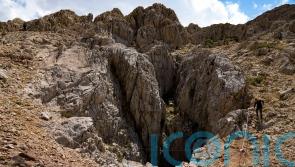 Turkey mission to rescue trapped caver advances to 2,300ft