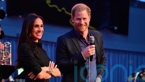 Meghan makes impromptu speech after joining Harry at Invictus Games