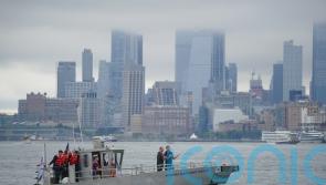 William crosses New York’s Hudson River to visit oyster beds initiative