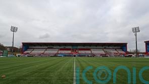 Five-star Hamilton too hot for Annan