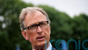 Roger Charlton to hand full control of training licence to son Harry