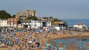 Britons urged to take precautions during ‘unusual’ warm spell this weekend