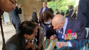 British Army veteran who fought against Japan visits Tokyo’s national cemetery